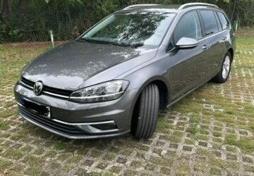 VW Golf 129.000 km 14.900 &euro; Bamberg 96052