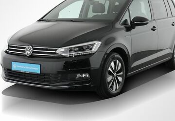 VW Touran 6.697 km 38.910 &euro; Höchstadt an der Aisch 91315