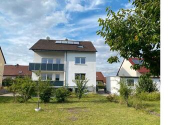 Wohnung Stegaurach - 3 Zimmer, 92 m&sup2;, 850&euro; | Angebot:27535641