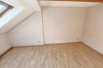 2 Zi. Wohnung im Dachgeschoss mit Stellplatz - Etagenwohnung Adelsdorf | Angebot:27541175
