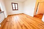 Etagenwohnung Heßdorf - 3 Zimmer, 77 m&sup2;, 1.080&euro; | Angebot:27583460