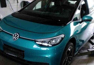 VW ID.3 22.884 km 28.930 &euro; Bamberg 96052