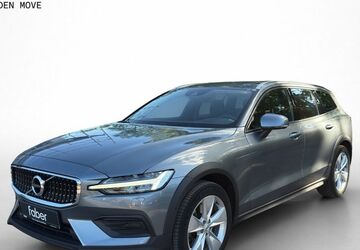 Volvo V60 Cross Country 82.408 km 25.800 &euro; Bamberg 96052