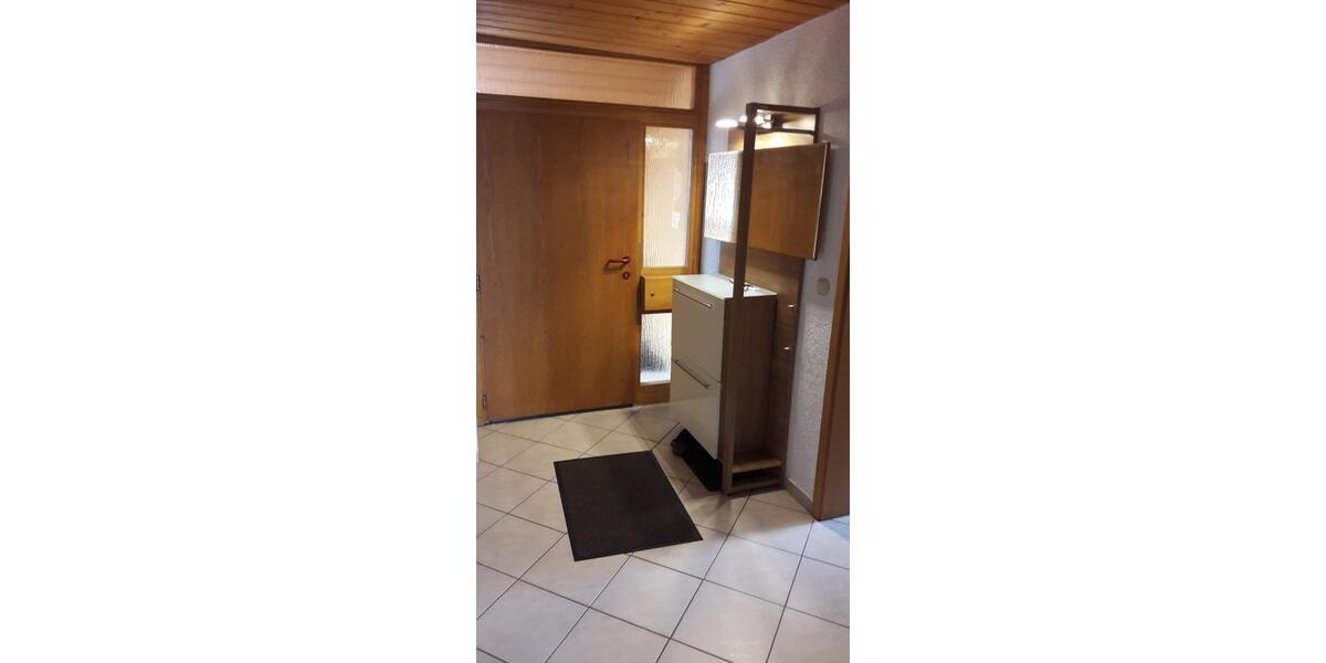 Dachgeschoßwohnung Litzendorf - 4 Zimmer, 104 m&sup2;, 900&euro; | Angebot:27548669