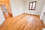 Etagenwohnung Heßdorf - 3 Zimmer, 77 m&sup2;, 1.080&euro; | Angebot:27583460