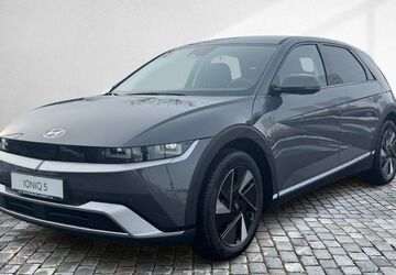 Hyundai IONIQ 5 4.690 km 44.919 &euro; Bamberg 96052
