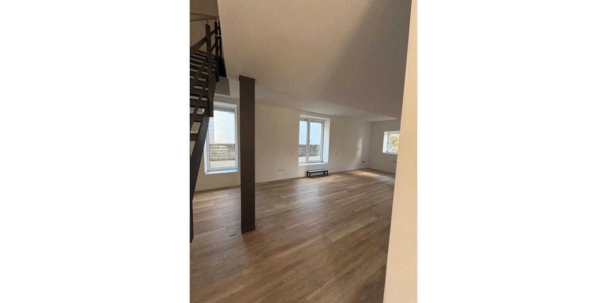 Etagenwohnung Eltmann - 4 Zimmer, 95 m&sup2;, 850&euro; | Angebot:27537358