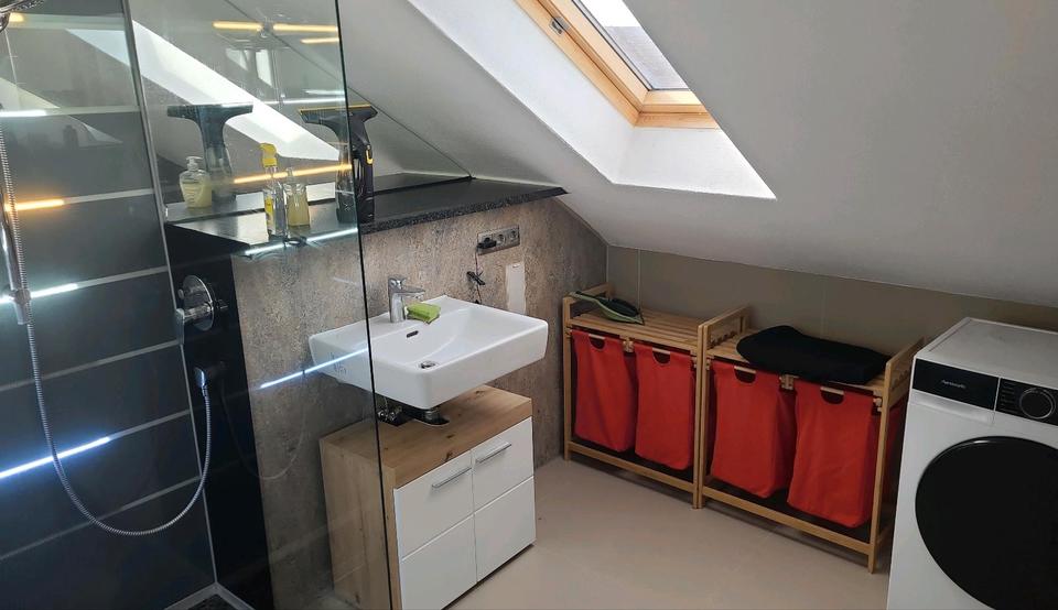 Dachgeschoßwohnung Hallerndorf - 1 Zimmer, 45 m&sup2;, 600&euro; | Angebot:27570119