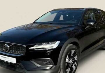 Volvo V60 Cross Country 65.920 km 30.990 &euro; Bamberg 96052
